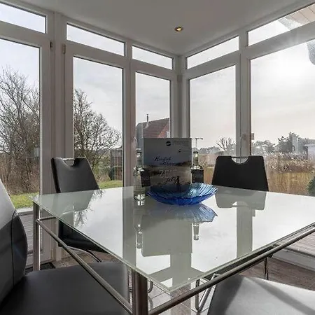 Comfortable Holiday In St Peter Ording 아파트 *